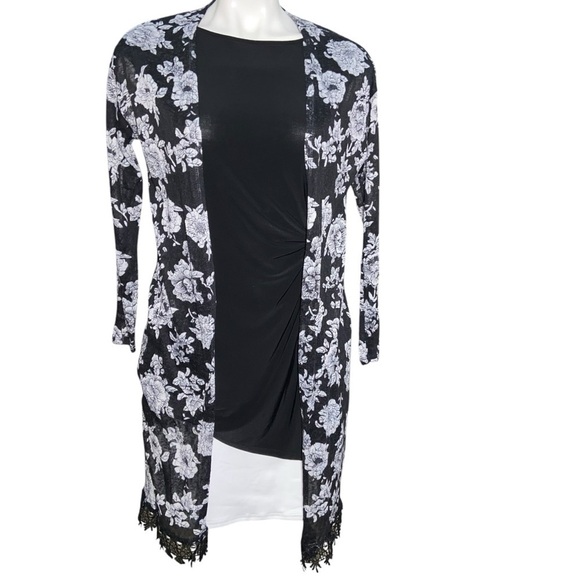 Women’s OneA Long Sweater Size Small Black/White Flowers - Picture 2 of 5